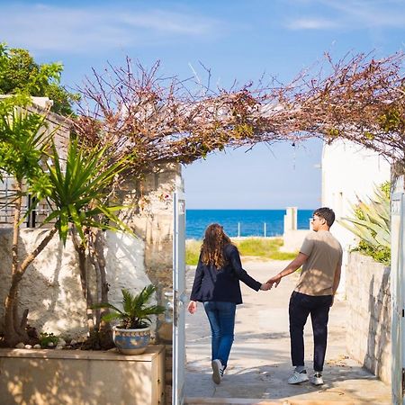 Vila Fronte Mare San Vito  Exteriér fotografie